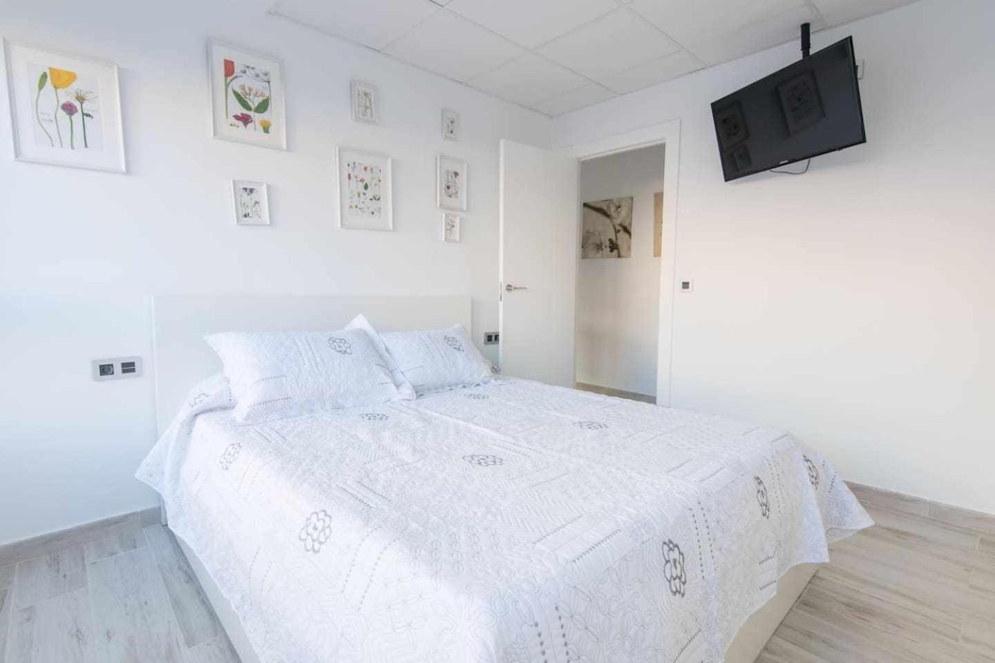 Apartamentos Arena y Cairo Murcia Bagian luar foto